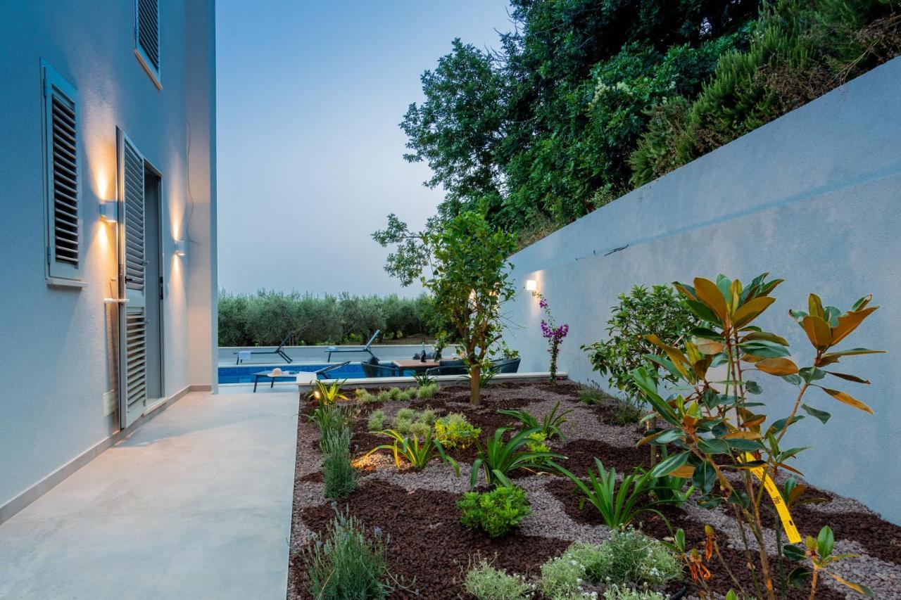 Seaside Elegance Suites Komiža Kültér fotó