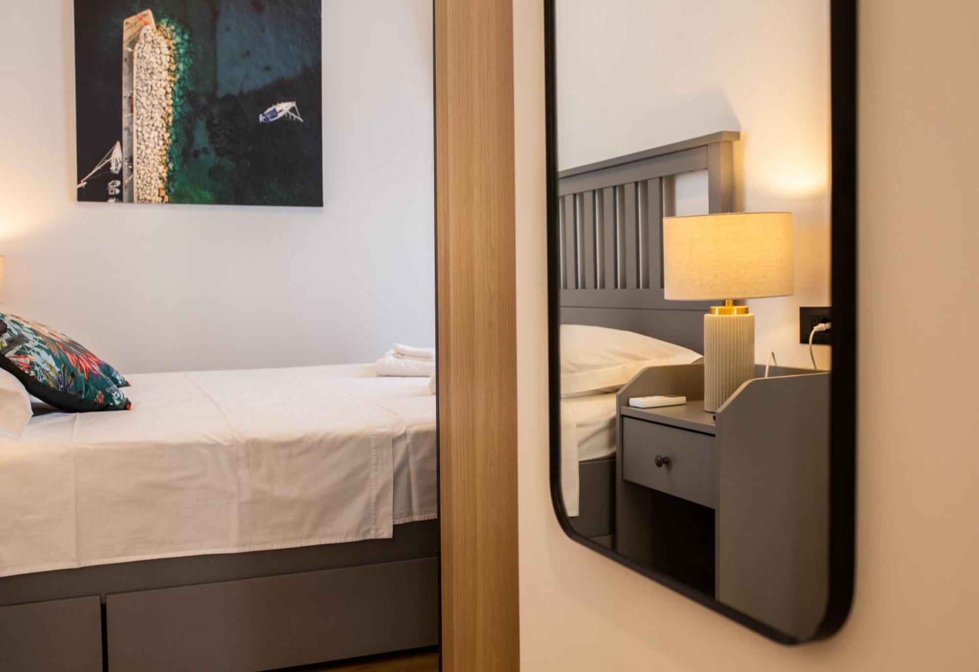 Seaside Elegance Suites Komiža Kültér fotó